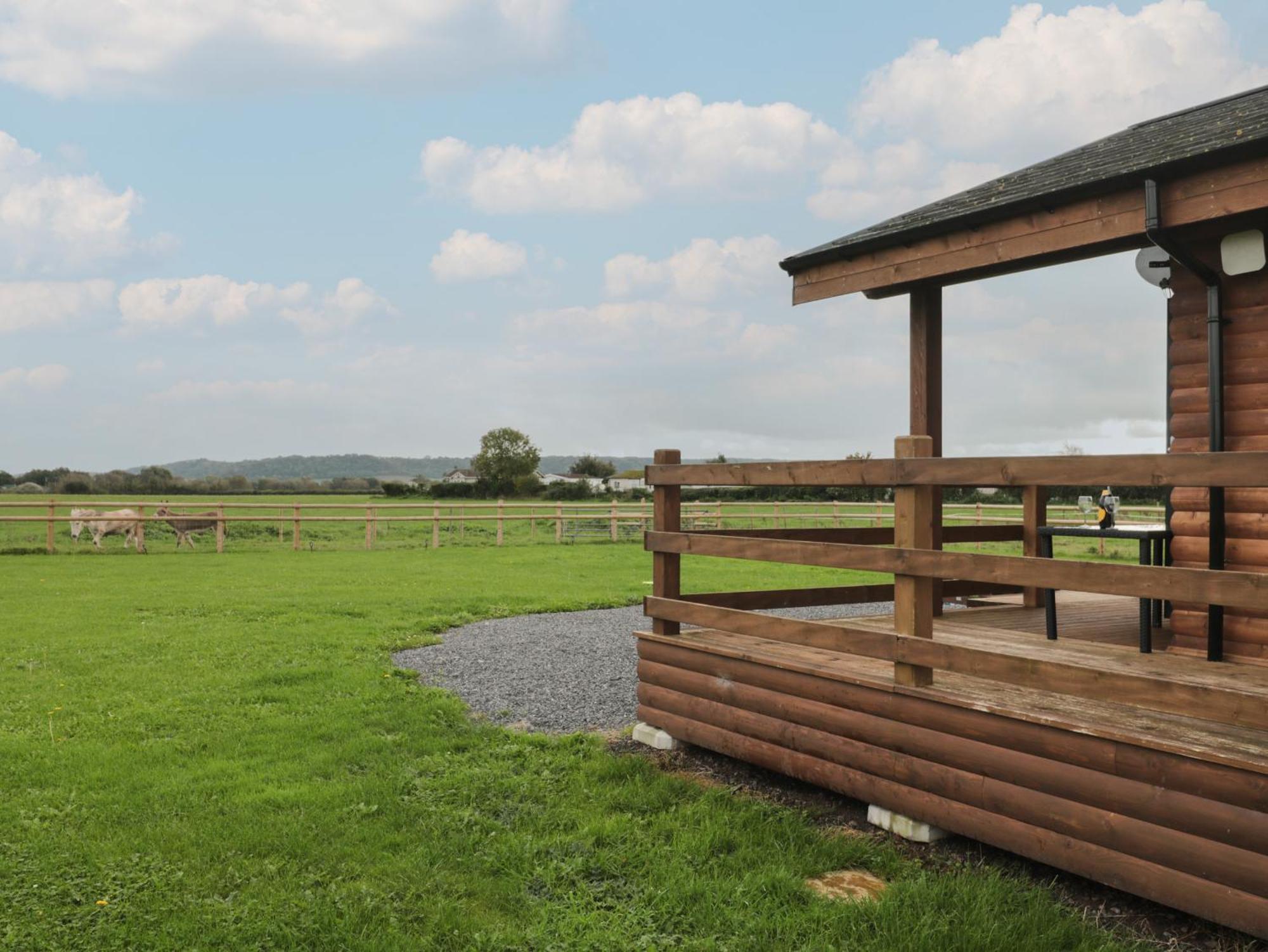 The Lodge At Crossroads Farm Bridgwater Bagian luar foto